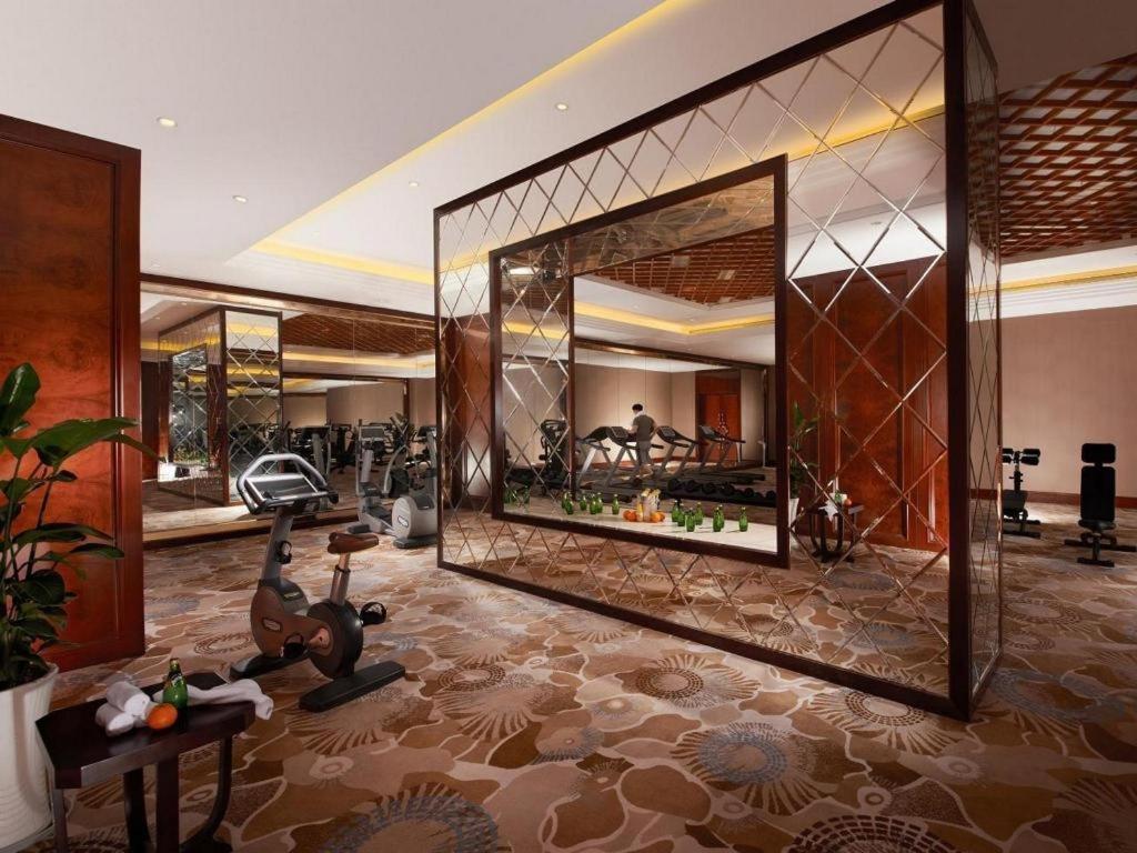 ดองวู นิว เซ็นจูรี แกรนด์ โฮเต็ล หูชู Hotel หูโจว ภายนอก รูปภาพ
